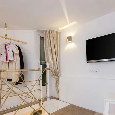 N&m 招待所 斯普利特