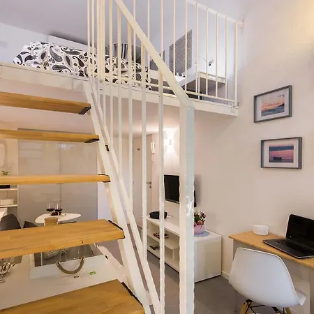 Guest house N&m Split