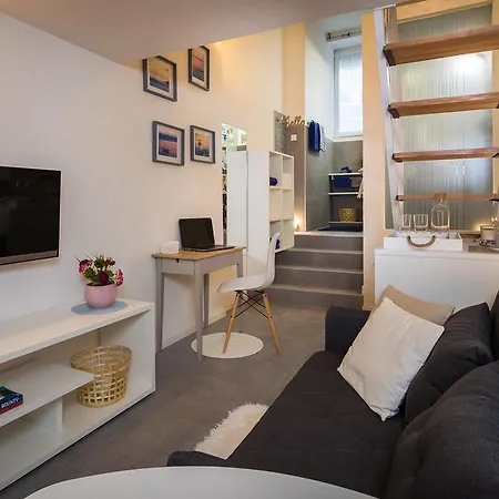 Guest house N&m Split