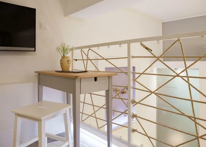 N&m בית הארחה ספליט